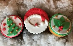 Atelier parents -enfants Cupcakes de Noël en pâte à sucre