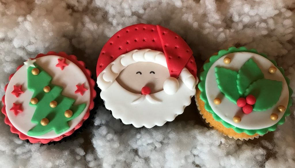 Atelier parents -enfants Cupcakes de Noël en pâte à sucre